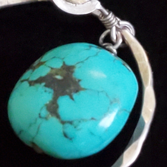 Sterling silver 925 turquoise stones southwest style, dangle earrings. Hammered - Picture 6 of 8